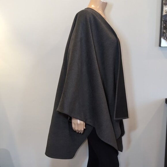 Novelti Oversized Ruana Cape Poncho Sleeve Fall Winter Cardigan Coat - Picture 9 of 13